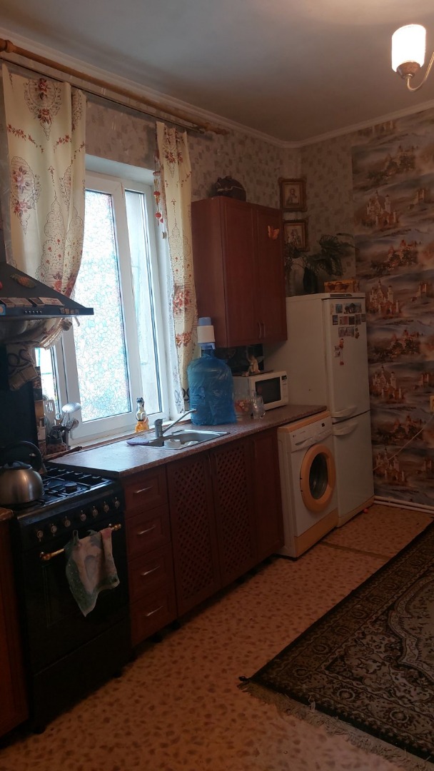 Продажа 2-комнатной квартиры, Симферополь, Курчатова переулок,  д.15